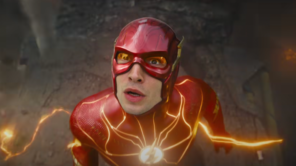 ผู้กำกับ The Flash ออกโรงโต้ CGI ในภาพยนตร์นั้นแย่